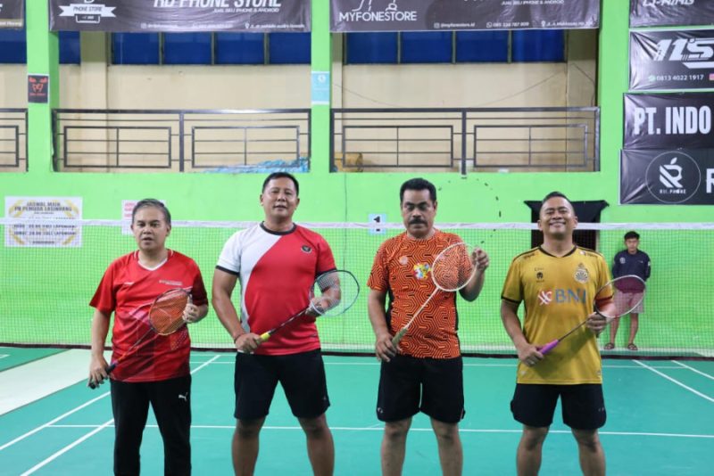 PWI dan IWO Gelar Kegiatan Badminton Fun 2024 Dibuka Oleh PJ.Bupati Pinrang