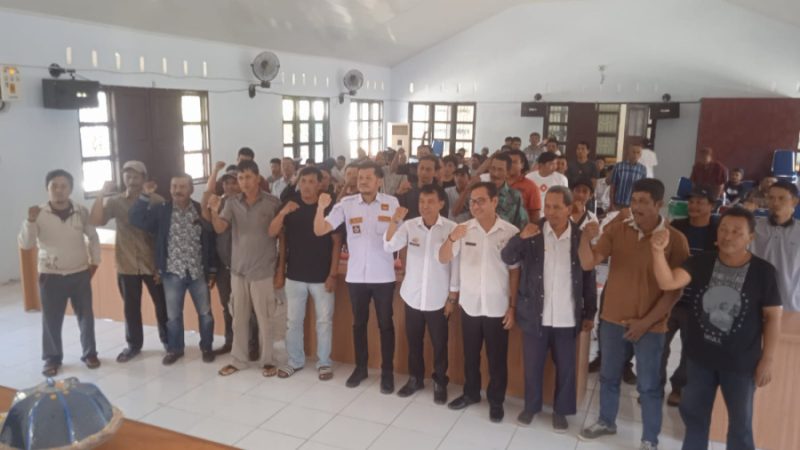 Kadis Pertanian dan Hortikultura Pinrang, Membuka Kegiatan Penanda Tanganan Kontrak Kegiatan DAK 12 Kecamatan