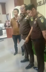 Kajari Pinrang Menetapkan Tersangka Dugaan Tindak Pidana Korupsi Pengelolaan Mall Kabupaten Pinrang