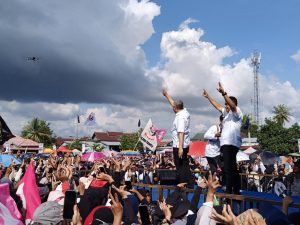 Massa Pendukung Terus Berdatangan Padati Lapangan Mattiro Deceng Kampanye Akbar BLB BERIMAN