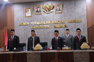 PJ.Bupati Pinrang Hadiri Rapat Paripurna DPRD Penetapan Paslon Bupati dan Wakil Bupati Pinrang Terpilih