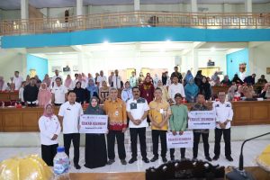 Kegiatan Literasi dan Inklusi Keuangan Bagi Penyuluh Pertanian dan UKM, Dibuka Pj.Bupati Pinrang Secara Langsung