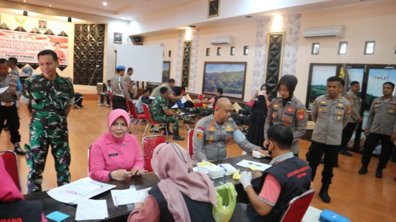 Polres Pinrang Gelar Bakti Kesehatan Sambut Hari Bhayangkara ke-79 tahun 2025