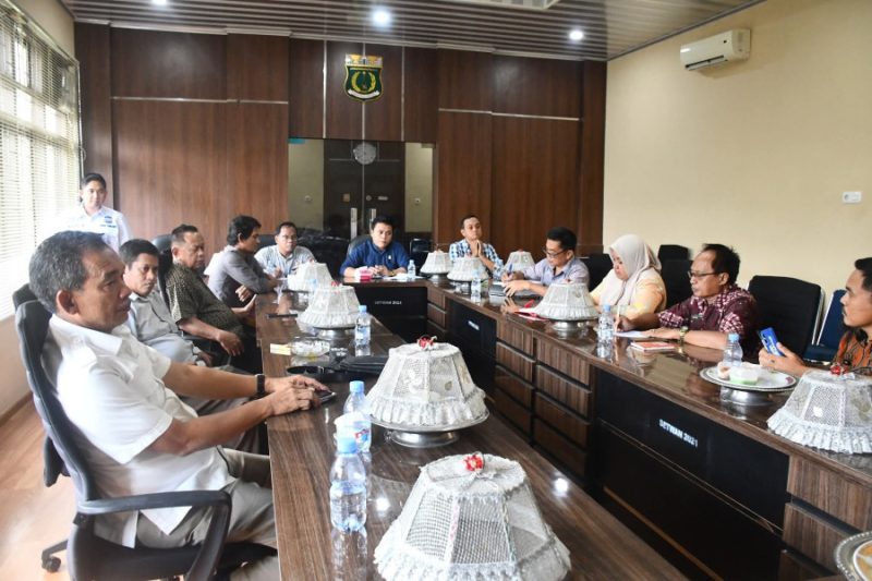 Ranperda Tentang Perubahan APBD Tahun 2025 dan Tiga Ranperda Non APBD Dibahas Anggota DPRD Pinrang Melalui Rapim